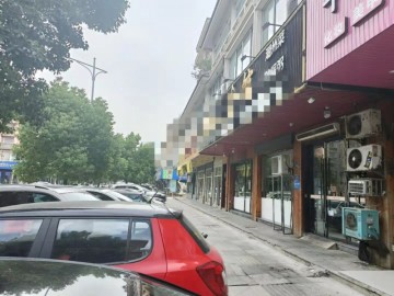 855桐乡城区小区门口旁临街餐饮店转让月亮湾门口