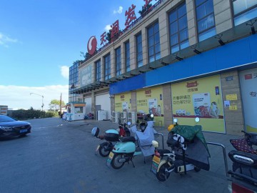 505-2天润发玛特超市1楼225平商铺出租可分租