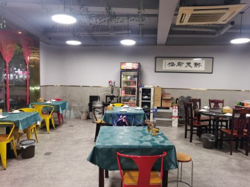 053城南天天农展会旁特色饭店转租或急转让【廊桥轩】