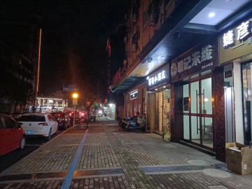 613和平路与世纪大道小吃店急转让【明记米线】