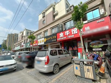 849庆云中心主街小区门口餐饮店急转让【全牛馆】【恭喜成交】