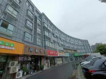 2200海盐城区中心位置餐饮店转让【海韵餐厅】