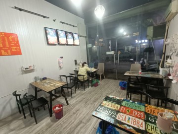 【恭喜成交】2377南日镇路口旁烧烤餐饮店转让【烧烤店】