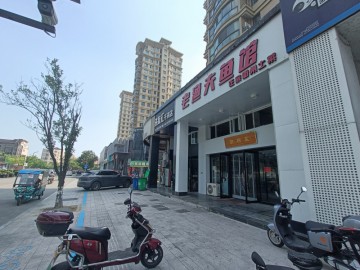 2816濮院时尚中心对面精装修餐饮店转让